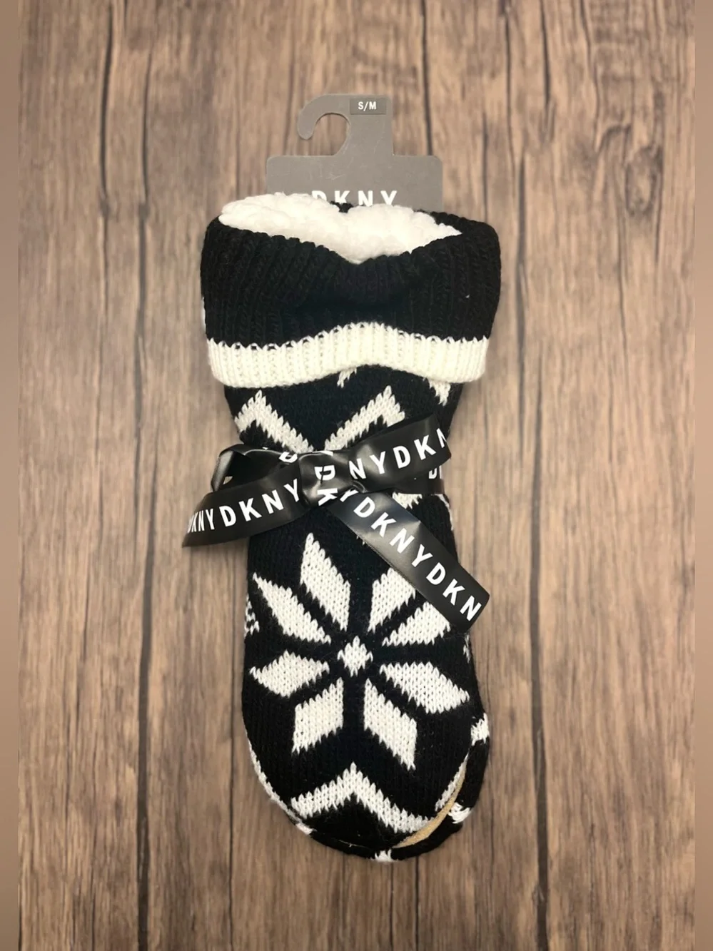 DKNY Sherpa Lined Slipper Socks NWT